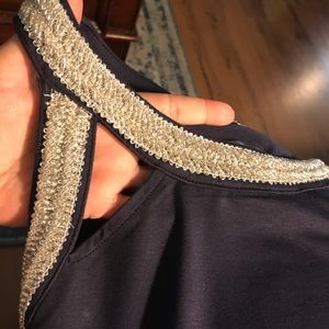 🦋Inc Silver beaded top with cutouts. Navy blue
